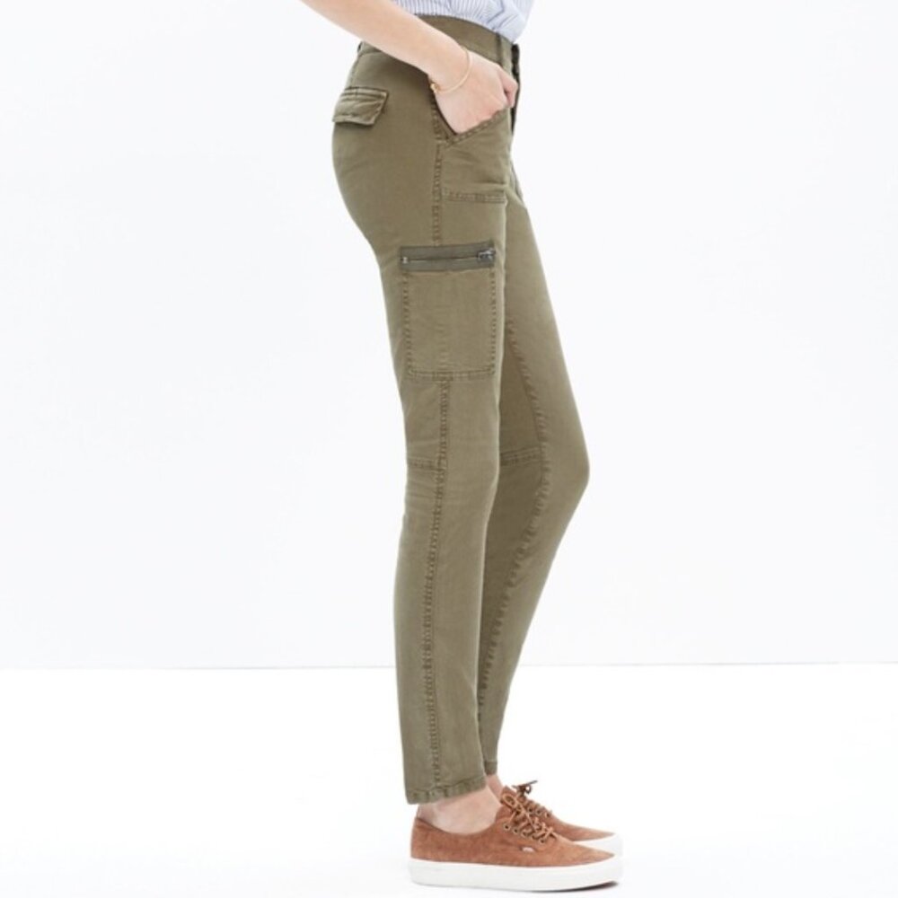 Madewell Skinny Cargo Fatigue Zip Pocket Pants (Size 24)